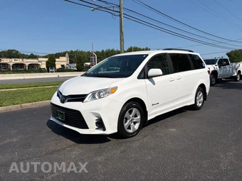 2020 Toyota Sienna LE 8-Passenger 119.3" WB - miniatura 6