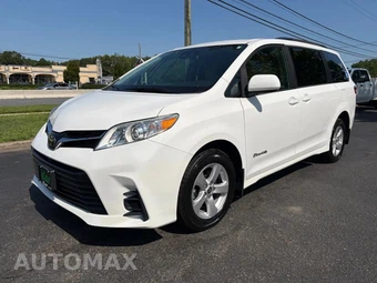 2020 Toyota Sienna LE 8-Passenger 119.3" WB - miniatura 7