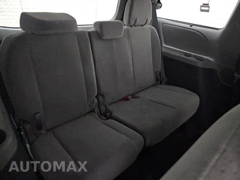 2020 Toyota Sienna LE 8-Passenger 119.3" WB - miniatura 14