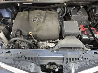 2020 Toyota Sienna LE 8-Passenger 119.3" WB - miniatura 16