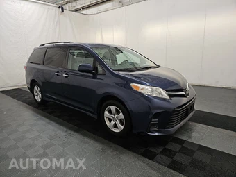 2020 Toyota Sienna LE 8-Passenger 119.3" WB - miniatura 3