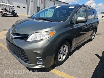 2020 Toyota Sienna LE 8-Passenger 119.3" WB