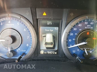 2020 Toyota Sienna LE 8-Passenger 119.3" WB - miniatura 12