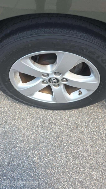2020 Toyota Sienna LE 8-Passenger 119.3" WB - miniatura 24