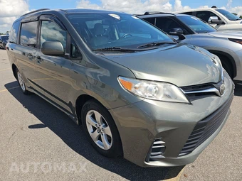 2020 Toyota Sienna LE 8-Passenger 119.3" WB - miniatura 3