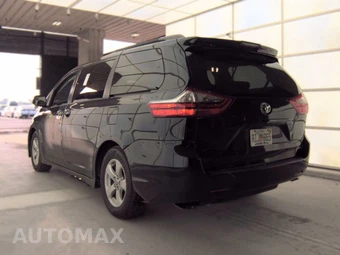 2020 Toyota Sienna LE 8-Passenger 119.3" WB - miniatura 8