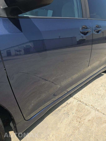 2020 Toyota Sienna LE 8-Passenger 119.3" WB - miniatura 23
