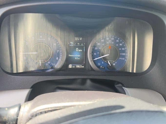 2020 Toyota Sienna LE 8-Passenger 119.3" WB - miniatura 9
