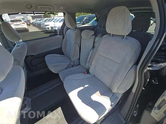 2020 Toyota Sienna LE 8-Passenger - miniatura 10