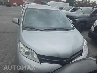 2020 Toyota Sienna Mobility 7-Passenger - miniatura 2
