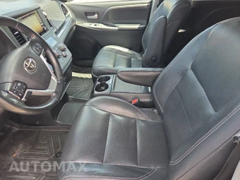 2020 Toyota Sienna SE 8-Passenger 119.3" WB - miniatura 11