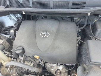2020 Toyota Sienna SE 8-Passenger 119.3" WB - miniatura 18