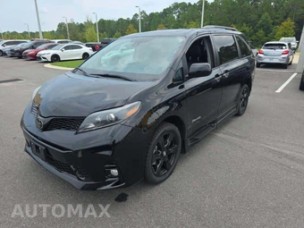 2020 Toyota Sienna SE 8-Passenger 119.3" WB