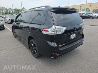 2020 Toyota Sienna SE 8-Passenger 119.3" WB - miniatura 2
