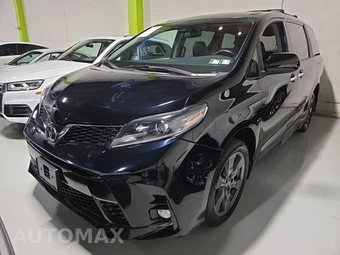 2020 Toyota Sienna SE 8-Passenger 119.3" WB