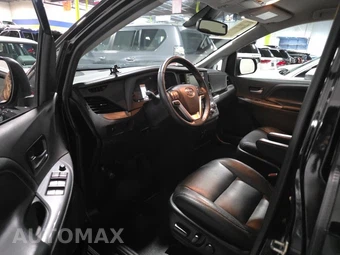 2020 Toyota Sienna SE 8-Passenger 119.3" WB - miniatura 13