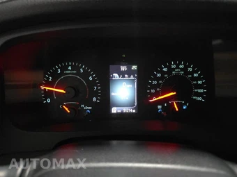 2020 Toyota Sienna SE 8-Passenger 119.3" WB - miniatura 15