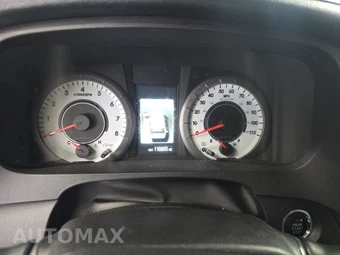 2020 Toyota Sienna SE Premium 8-Passenger 119.3" WB - miniatura 12