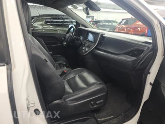 2020 Toyota Sienna SE Premium 8-Passenger 119.3" WB - miniatura 8