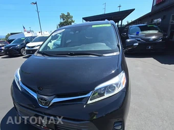 2020 Toyota Sienna XLE 7-Passenger 119.3" WB