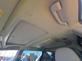 2020 Toyota Sienna XLE 7-Passenger 119.3" WB - miniatura 8