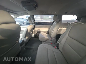 2020 Toyota Sienna XLE 8-Passenger 119.3" WB - miniatura 13