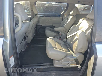 2020 Toyota Sienna XLE 8-Passenger 119.3" WB - miniatura 13