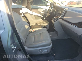 2020 Toyota Sienna XLE 8-Passenger 119.3" WB - miniatura 8