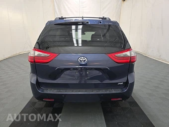 2020 Toyota Sienna XLE Premium 8-Passenger 119.3" WB - miniatura 5