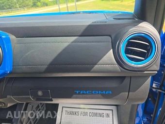 2020 Toyota Tacoma Limited Crew Cab Medium Bed - miniatura 16