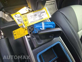 2020 Toyota Tacoma Limited Crew Cab Medium Bed - miniatura 5