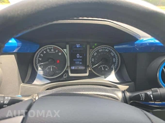 2020 Toyota Tacoma Limited Crew Cab Medium Bed - miniatura 6