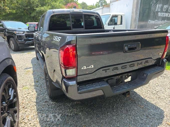 2020 Toyota Tacoma SR Crew Cab Medium Bed - miniatura 2