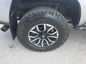 2020 Toyota Tacoma SR Crew Cab Medium Bed - miniatura 10