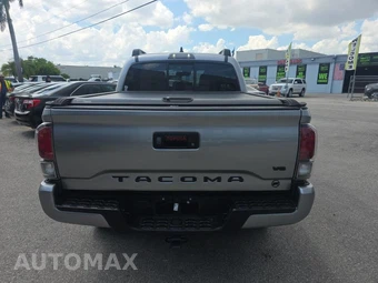 2020 Toyota Tacoma SR Crew Cab Medium Bed - miniatura 5