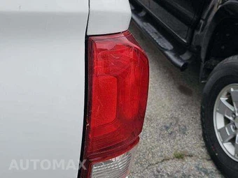 2020 Toyota Tacoma SR Crew Cab Medium Bed - miniatura 29