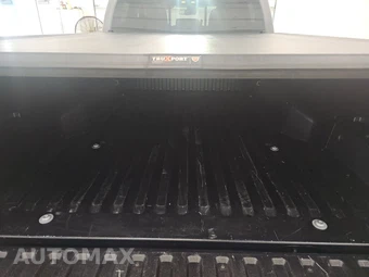 2020 Toyota Tacoma SR5 Crew Cab Long Bed - miniatura 16