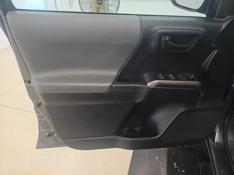 2020 Toyota Tacoma SR5 Crew Cab Long Bed - miniatura 9