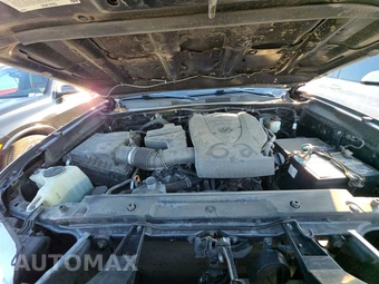 2020 Toyota Tacoma SR5 Crew Cab Medium Bed - miniatura 15