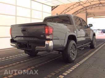 2020 Toyota Tacoma SR5 Crew Cab Medium Bed - miniatura 4