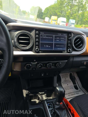 2020 Toyota Tacoma SR5 Crew Cab Medium Bed - miniatura 10