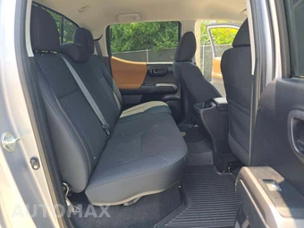 2020 Toyota Tacoma SR5 Crew Cab Medium Bed - miniatura 16