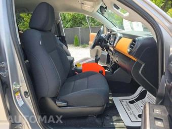 2020 Toyota Tacoma SR5 Crew Cab Medium Bed - miniatura 18