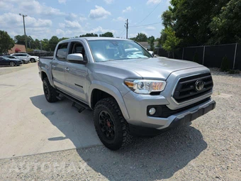 2020 Toyota Tacoma SR5 Crew Cab Medium Bed - miniatura 4