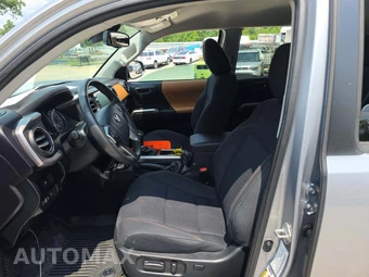 2020 Toyota Tacoma SR5 Crew Cab Medium Bed - miniatura 6