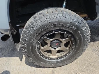 2020 Toyota Tacoma SR5 Crew Cab Medium Bed - miniatura 10
