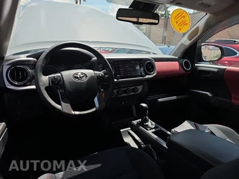 2020 Toyota Tacoma SR5 Crew Cab Medium Bed - miniatura 14