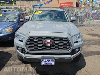 2020 Toyota Tacoma SR5 Crew Cab Medium Bed - miniatura 2