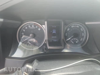 2020 Toyota Tacoma SR5 Crew Cab Medium Bed - miniatura 12