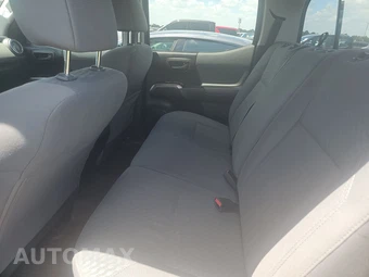 2020 Toyota Tacoma SR5 Crew Cab Medium Bed - miniatura 13